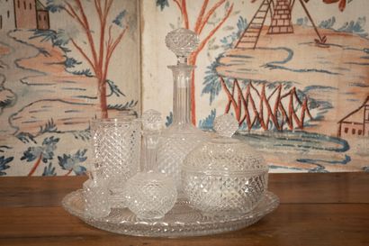 
Night water set in crystal with a 