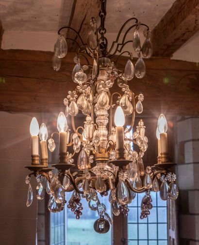 
Chandelier with eight arms of light in bronze,...