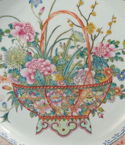 
CHINE - XIXe siècle




Plat en porcelaine...