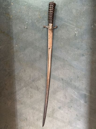 Dague de chasse poignée ébène cannelé, monture...