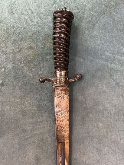 Dague de chasse poignée ébène cannelé, monture...