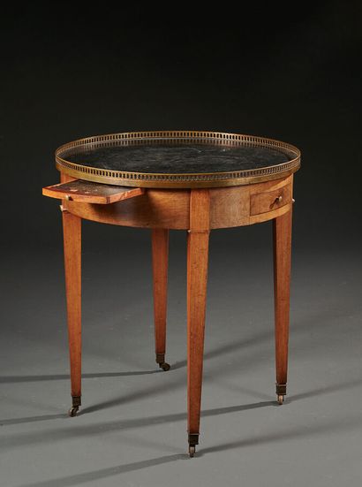 Table guéridon rond en bois de placage ouvrant...