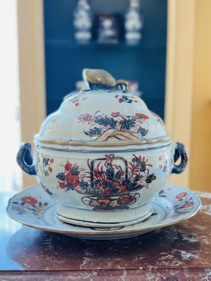 CHINE, Compagnie des Indes - Epoque KANGXI...