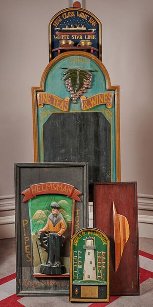 Two painted wood bar signs 

Heights : 101...