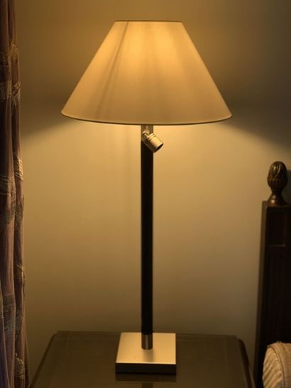 Pair of bedside lamps, base in metal, shaft...