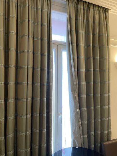Pair of green curtains

Dimensions: Height:...