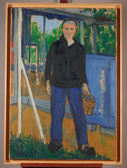 MOUNTAIN

Portrait of a man with a basket...