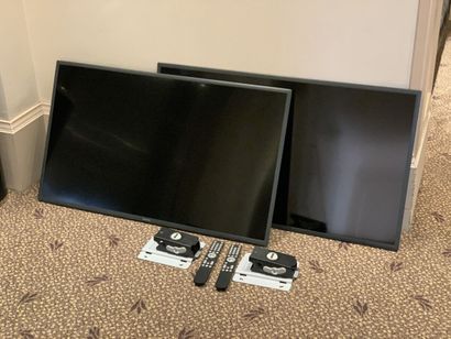 Paire de Télévisons à écran plat Samsung....