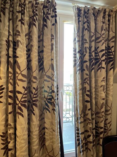 Two pairs of curtains with foliage decoration...