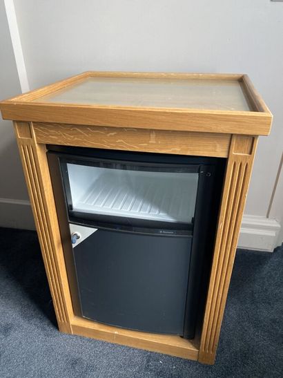Mini-bar furniture in light wood with fluted...