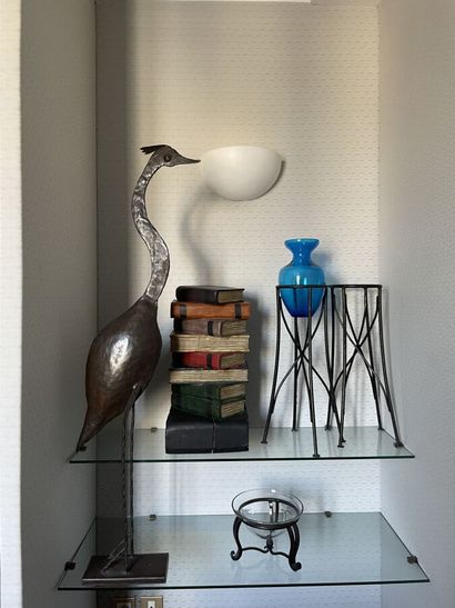 Lot of decorative objects: Metal bird sculpture,...