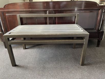 Suitcase holder 

We joined a stool of bathroom,...