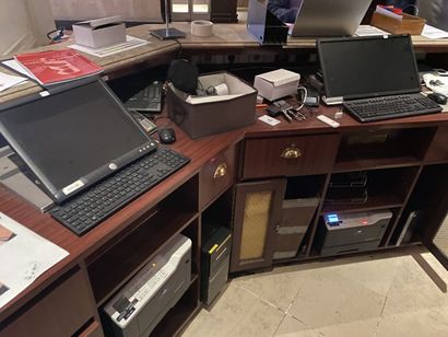 Set of two DELL reception microcomputers,...