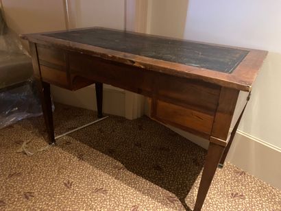 
Louis XVI style wood veneer flat desk (wear...