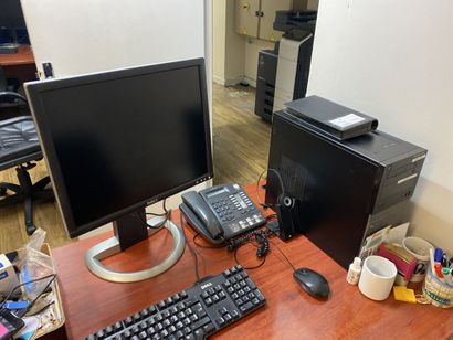 Four DELL microcomputers