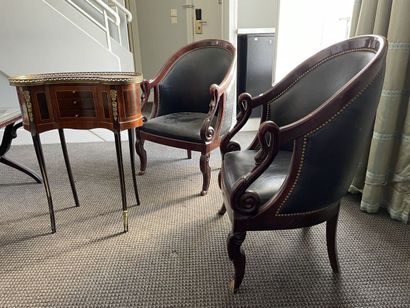 Pair of swan-necked armchairs in the Restoration...