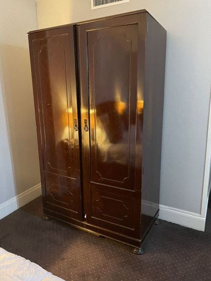 English cabinet in varnished wood