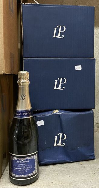 17 bouteilles de champagne ultra brut Laurent...