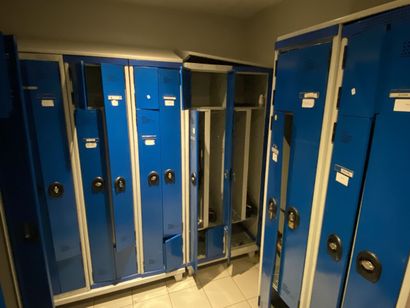 8 metal lockers with 4 compartments and two...