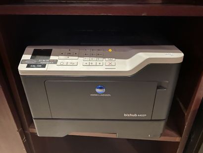 A KONICA MINOLTA bizhub model 440 2P pri...