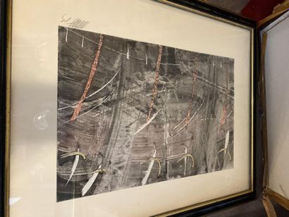 Lot of 18 modern prints including lithographs...