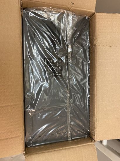 Small code safe with keyboard from DOMETIC

Dimensions...
