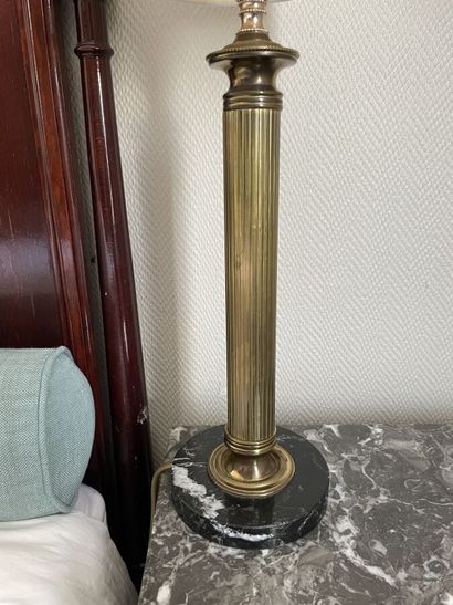 Pair of lamps, marble and metal base