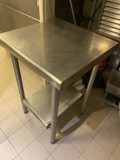 Small square stainless steel separation table...