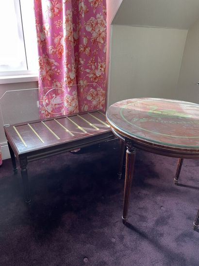Louis XVI style suitcase holder 

Width :...