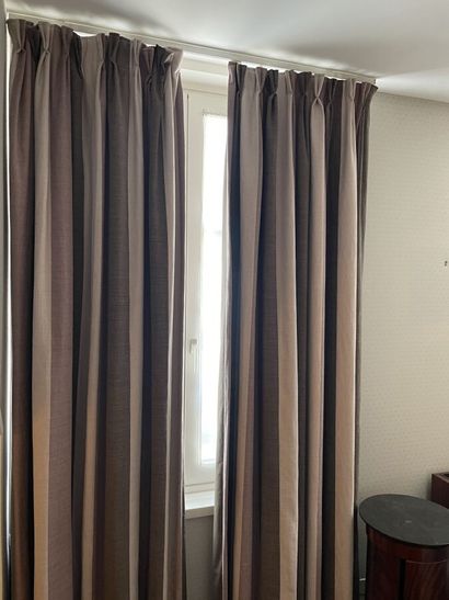 Five pairs of striped curtains in mauve and...