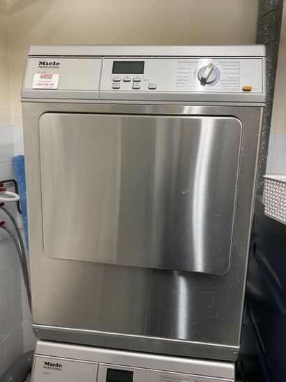 Professional dryer MIELE type pt5136 in stainless...