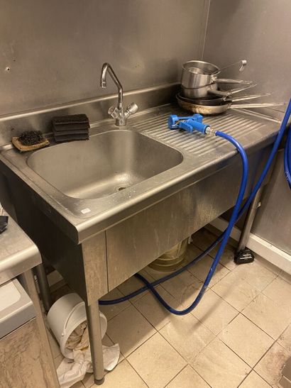 Stainless steel sink with backsplash, one...
