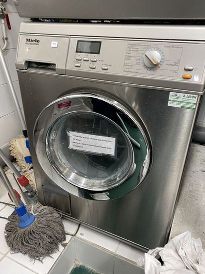Professional washing machine MIELE type ...