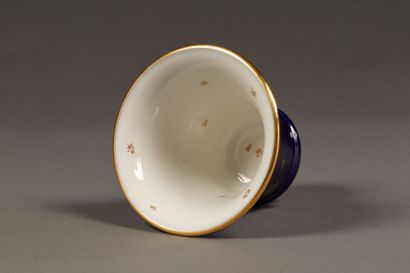 SEVRES - Manufacture nationale - Flared blue...