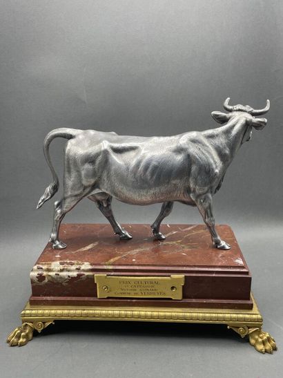 CHRISTOFLE - Sculpture representing a cow...