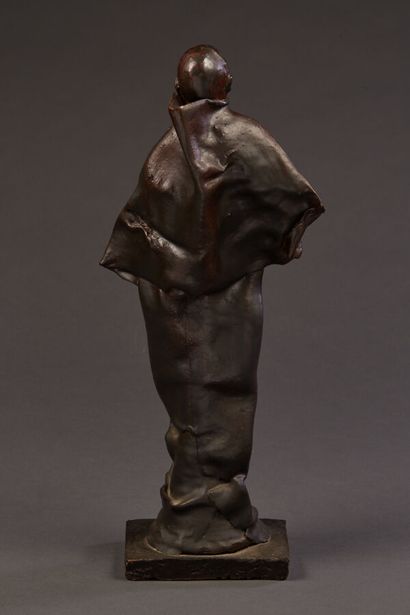 School of the XXth century. 
Standing figure.
Enamelled...