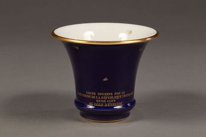 SEVRES - Manufacture nationale - Flared blue...