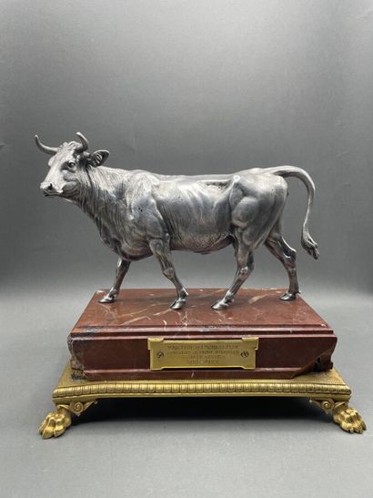 CHRISTOFLE - Sculpture representing a cow...