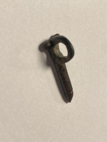 Antique pendant representing a phallus
L...