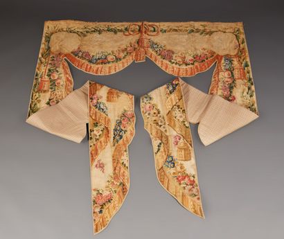 Pair of tapestry doors with polychrome decoration...