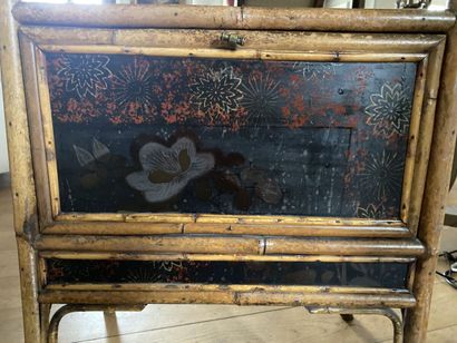 Piece of furniture box in bamboo and decorated...