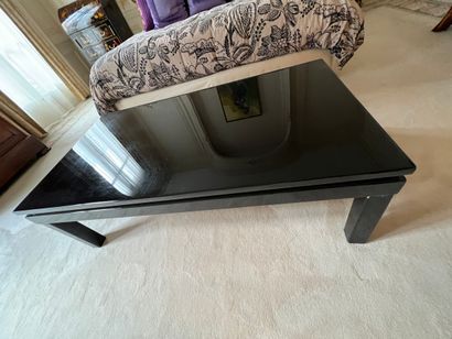 
Modern coffee table in black lacquered wood...