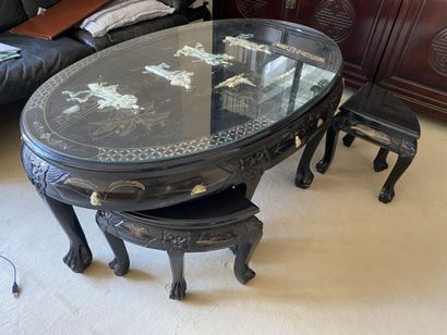 Coffee table in the Chinese taste, four triangular...