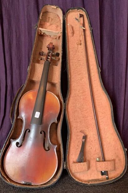 
Study violin E.GALLET and its bow (numerous...