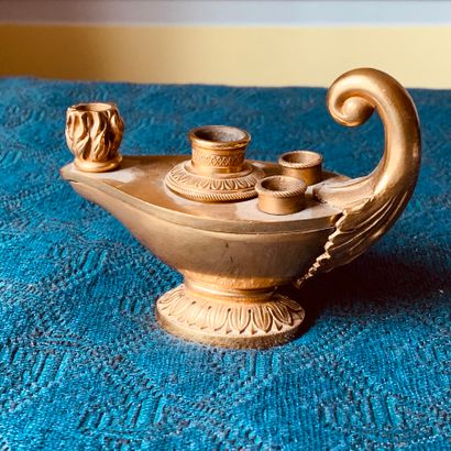 Restoration period gilt bronze inkwell in...
