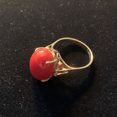 
Bague en or jaune 14 k (585 millièmes) sertie...
