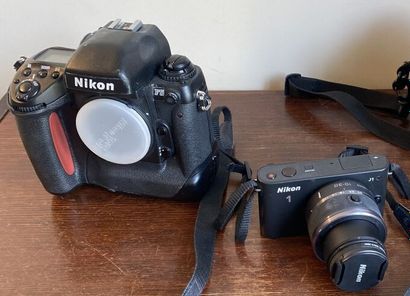 Camera body NIKON typer F5 and digital camera...