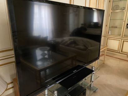 
Sharp large screen TV - screen: diagonal...