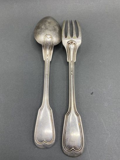 Part of menagère model net including 12 forks...