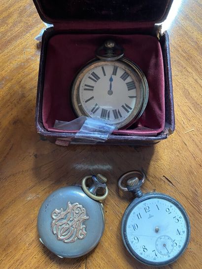 Two metal pocket watches, one of them OMEGA

A...